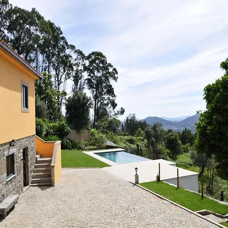 Beautiful 4 Bedrooms Hermosa Vista Private Pool And Staggering Mountain Views North Portugal ヴィラ ポンテ・デ・リマ